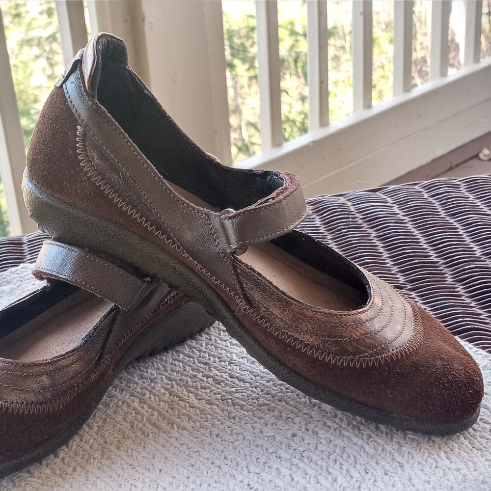Naot Leather Kirei Mary Janes - Picture 6 of 15
